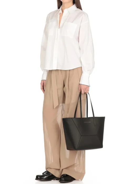 Borsa in pelle con monile