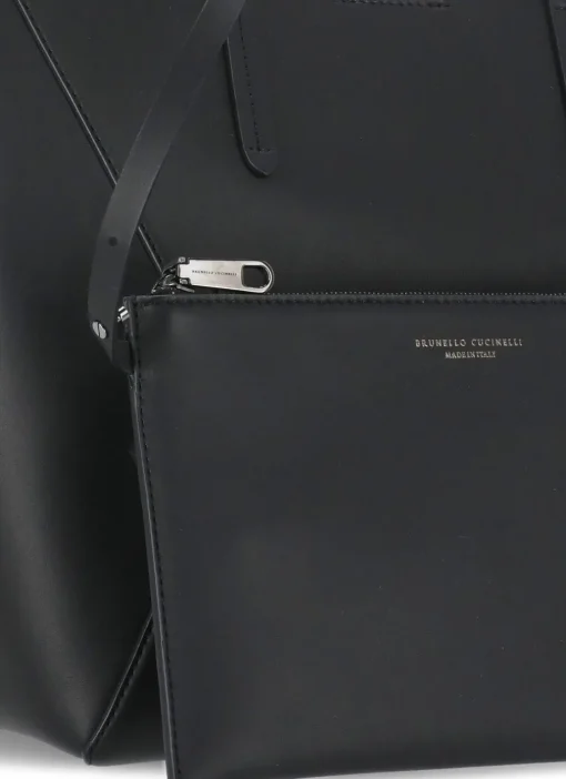 Borsa in pelle con monile