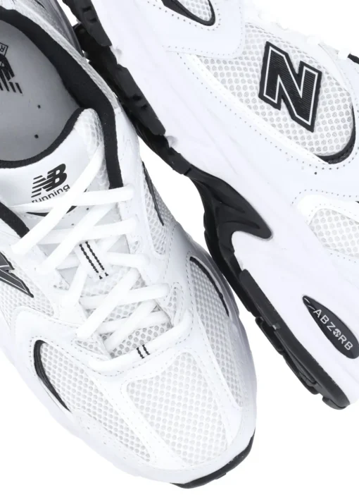 Sneakers 530