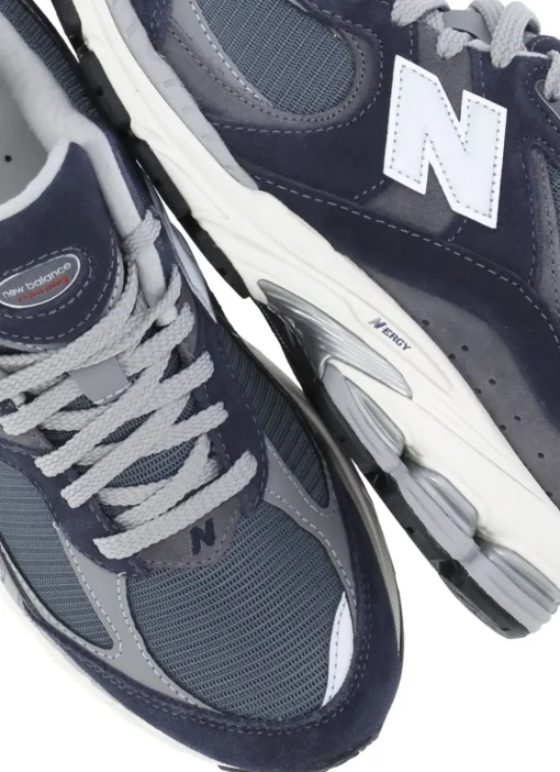 Sneakers 2002 R