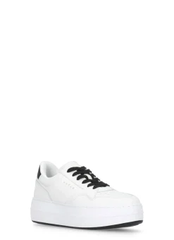 Sneakers H670