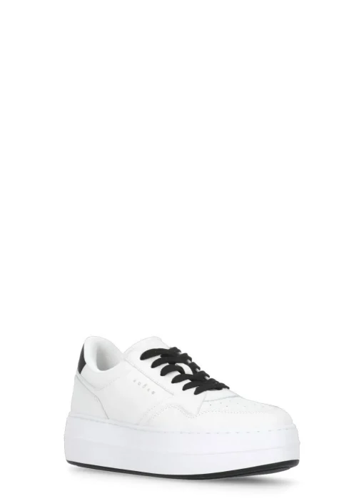 Sneakers H670