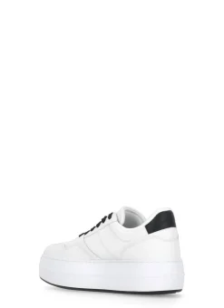 Sneakers H670