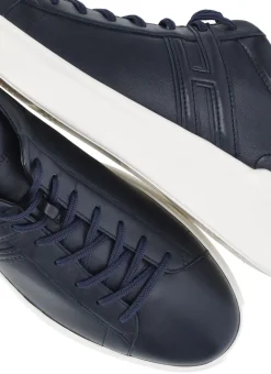 Sneakers H580