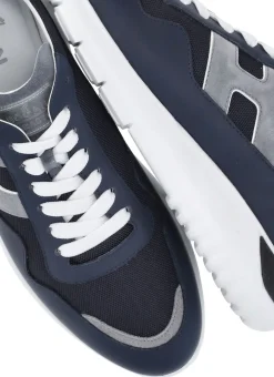 Sneakers Interactive3