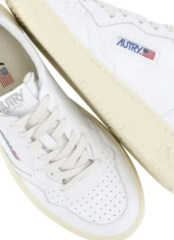 Sneakers Medalist Low