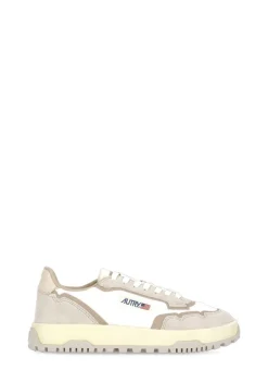 Sneakers Wildpace Low