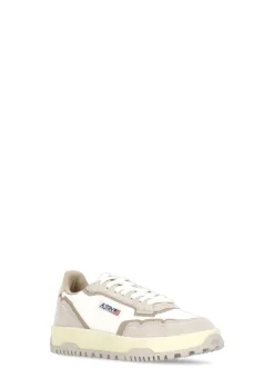 Sneakers Wildpace Low