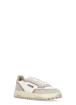 Sneakers Wildpace Low