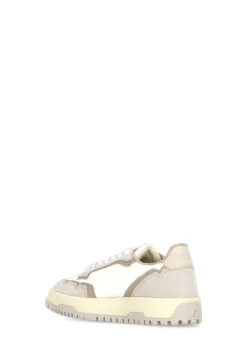 Sneakers Wildpace Low