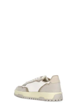 Sneakers Wildpace Low