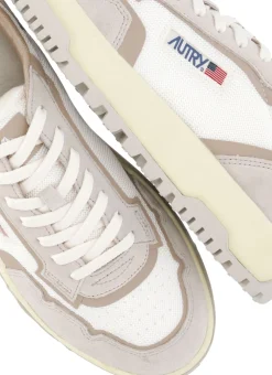 Sneakers Wildpace Low