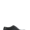 Stringate in pelle liscia