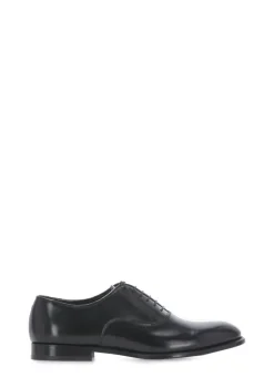 Stringate in pelle liscia