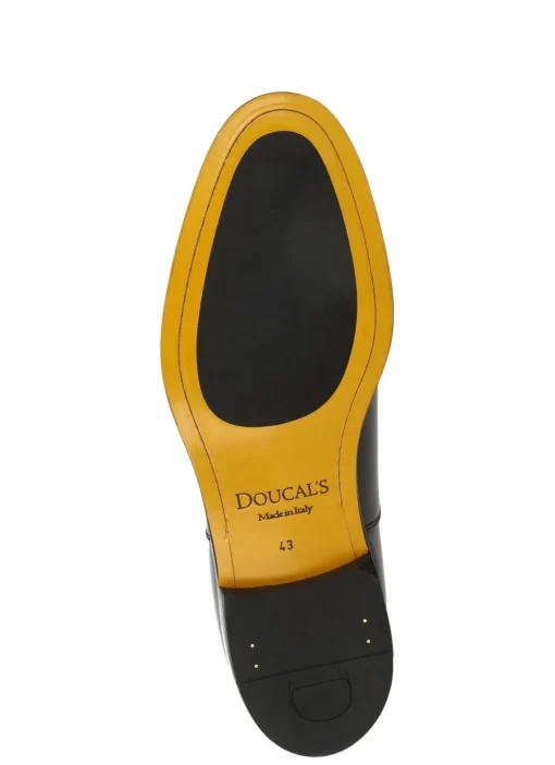 Stringate in pelle liscia